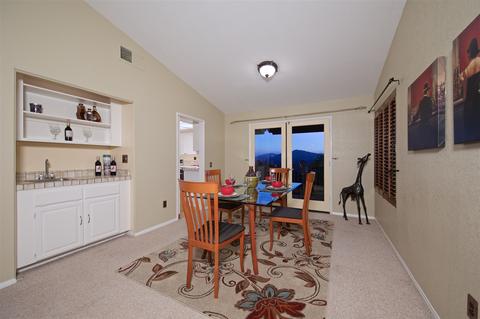 3823 Pinnacle Pl, Escondido, CA 92025 photo 6