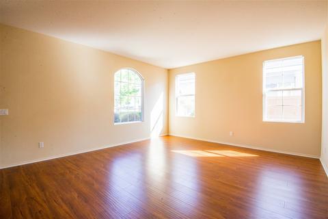 34063 Milat St, Temecula, CA 92592 photo 3