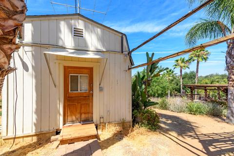 2105 Summit Dr, Escondido, CA 92025 photo 25