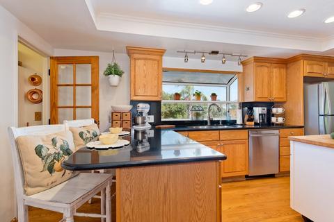 2105 Summit Dr, Escondido, CA 92025 photo 8
