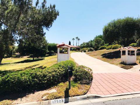 17523 Corte Lomas Verdes, Poway, CA 92064 photo 4