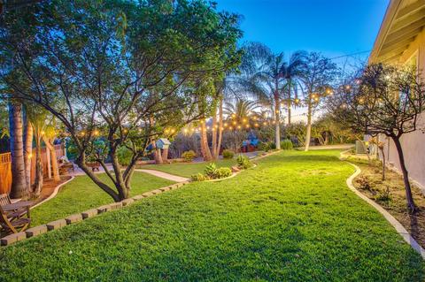 1042 Oak Dr, Vista, CA 92084 photo 5