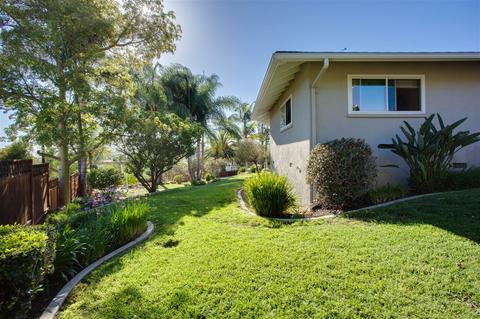 1042 Oak Dr, Vista, CA 92084 photo 19