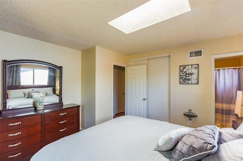 8443 Carlton Oaks Dr, Santee, CA 92071 photo 16