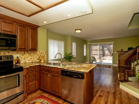 2174 Kings View Cir, Spring Valley, CA 91977 photo 1