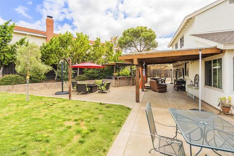 9680 Hillcreek Ln, Santee, CA 92071 photo 12