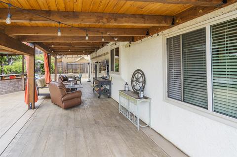 9680 Hillcreek Ln, Santee, CA 92071 photo 13
