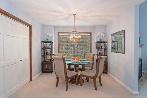 10326 Oak Ranch Ln, Escondido, CA 92026 photo 3