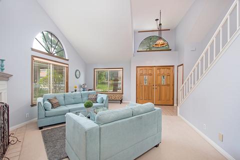 10326 Oak Ranch Ln, Escondido, CA 92026 photo 5