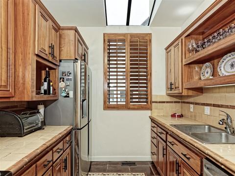 638 Arenas St, La Jolla, CA 92037 photo 24