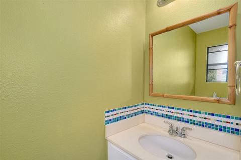 9252 Carlton Oaks Dr, Santee, CA 92071 photo 12