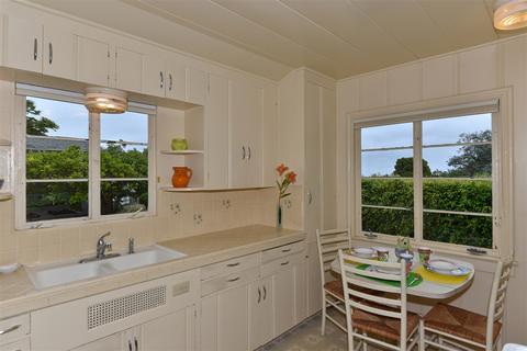 5914 Folsom Dr, La Jolla, CA 92037 photo 9