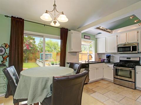 1391 Ridgemont Ct, Oceanside, CA 92056 photo 7