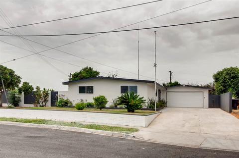 425 Montclair St, Chula Vista, CA 91911 photo 2