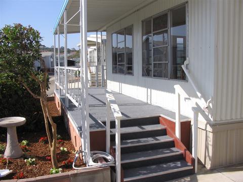 163 Roadrunner Ln, Oceanside, CA 92057 photo 2