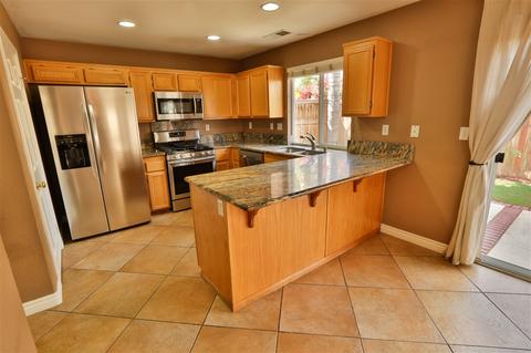 4784 Ventana Way, Oceanside, CA 92057 photo 4