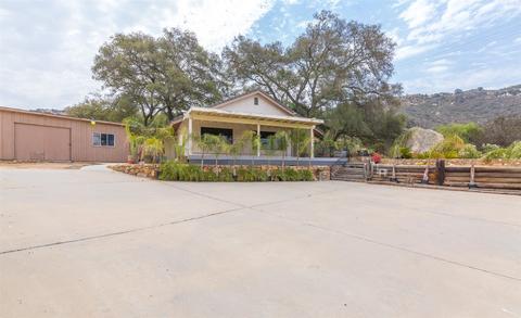 5590 Rainbow Creek Rd, Fallbrook, CA 92028 photo 2
