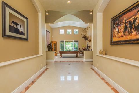 1923 Dentro De Lomas, Bonsall, CA 92003 photo 6