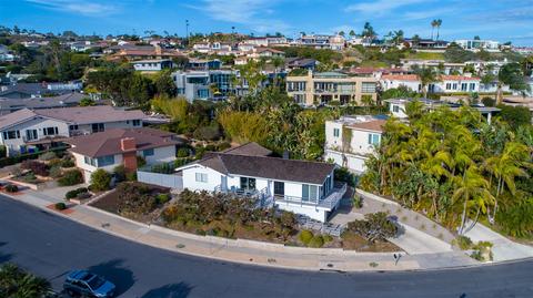 5409 Moonlight Ln, La Jolla, CA 92037 photo 6