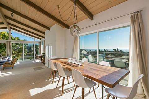 5409 Moonlight Ln, La Jolla, CA 92037 photo 2