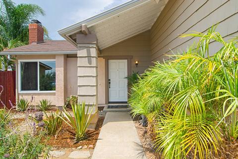 10177 E Glendon Cir, Santee, CA 92071 photo 2