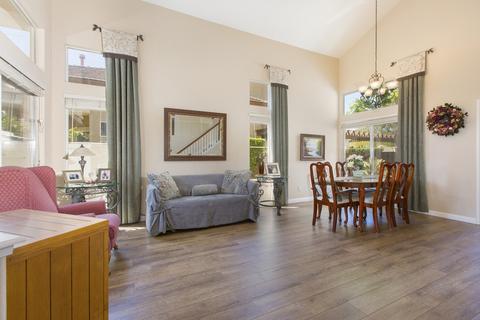 1213 Pinehurst Rd, Chula Vista, CA 91915 photo 2
