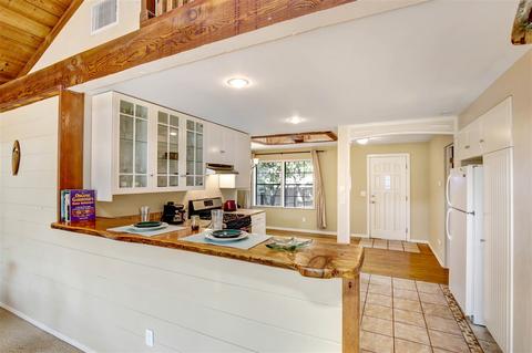 8670 Almond Rd, Lakeside, CA 92040 photo 4