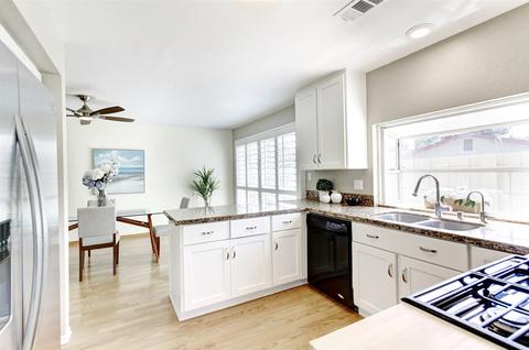 10208 Alta Ter, La Mesa, CA 91941 photo 4