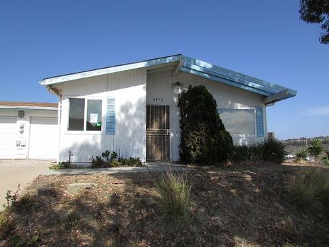 3372 Buena Hills Dr, Oceanside, CA 92056 photo 2