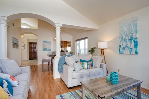 1741 Via Allena, Oceanside, CA 92056 photo 4