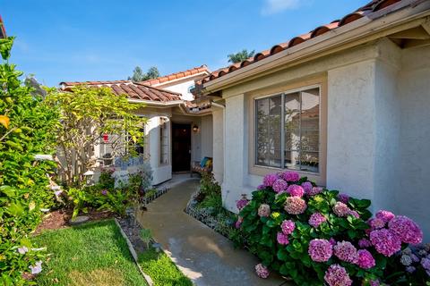 1741 Via Allena, Oceanside, CA 92056 photo 3