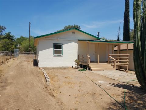 1019 6th St, Ramona, CA 92065 photo 4