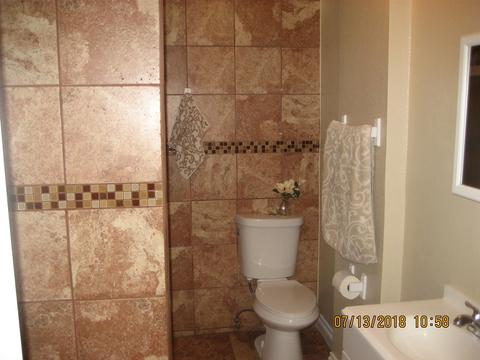 15213 S Gibson Ave, Compton, CA 90221 photo 10