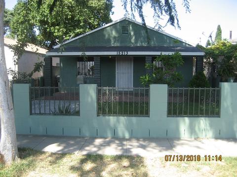 15213 S Gibson Ave, Compton, CA 90221 photo 1