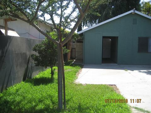 15213 S Gibson Ave, Compton, CA 90221 photo 19