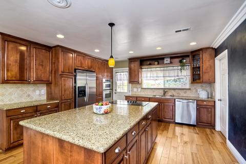1643 Humphrey Pl, Escondido, CA 92025 photo 8