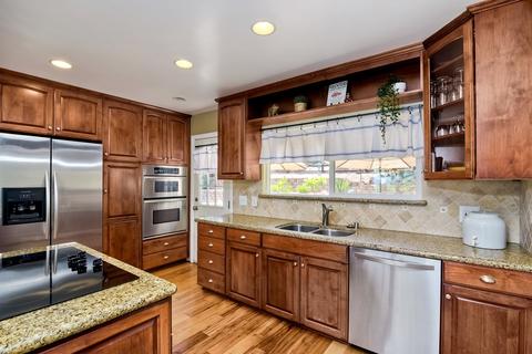 1643 Humphrey Pl, Escondido, CA 92025 photo 9