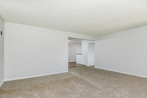 8285 Melrose Ln, El Cajon, CA 92021 photo 4