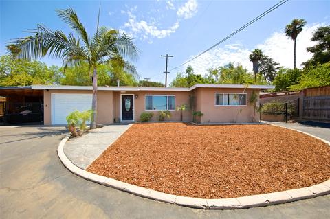 1260 Barbara Dr, Vista, CA 92084 photo 2