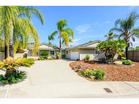 9736 Dunedin Ct, Santee, CA 92071 photo 2