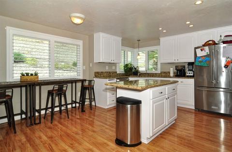 4782 Gateshead, Carlsbad, CA 92010 photo 3