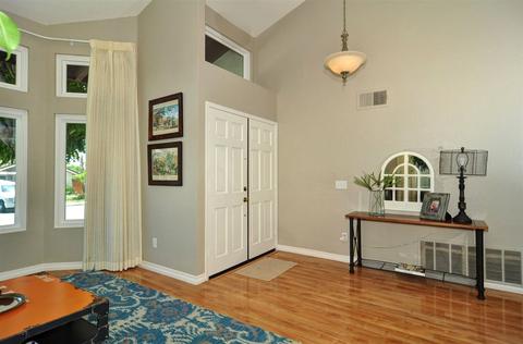 4782 Gateshead, Carlsbad, CA 92010 photo 9