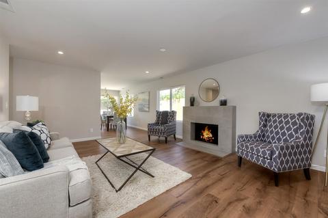 15132 Amso St, Poway, CA 92064 photo 2