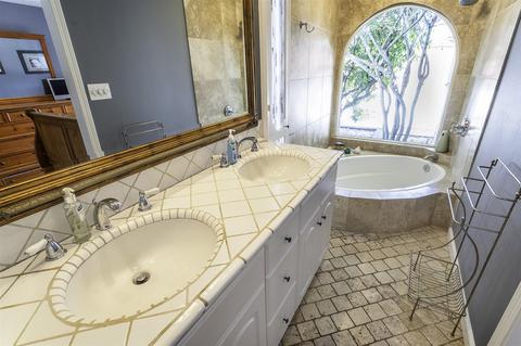 7560 Olive Pl, La Mesa, CA 91942 photo 13