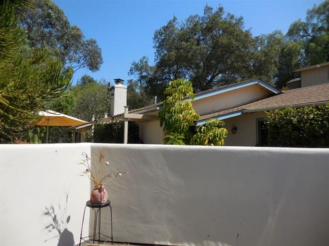 1879 Davis Dr, Fallbrook, CA 92028 photo 3