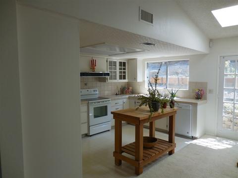 1879 Davis Dr, Fallbrook, CA 92028 photo 10