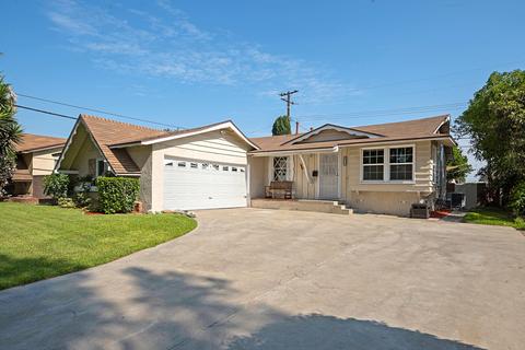 8111 E Torin St, Long Beach, CA 90808 photo 1
