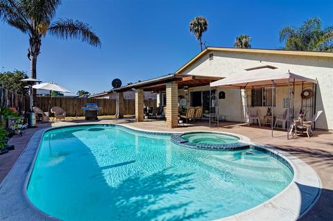 8729 Summercrest Ln, Santee, CA 92071 photo 1