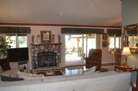 4557 Hancock Cir, Oceanside, CA 92056 photo 10