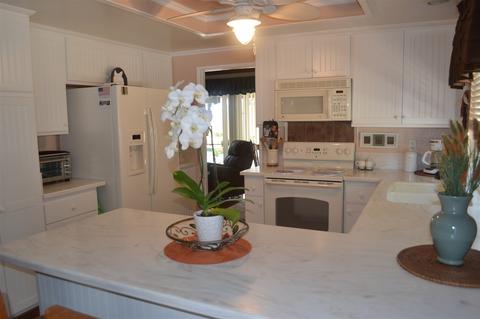 4557 Hancock Cir, Oceanside, CA 92056 photo 6
